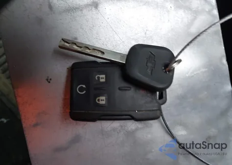 2015 Chevrolet Silverado 1500 1Lt z USA, uszkodzony, nr VIN 3GCUKREC3FG535217